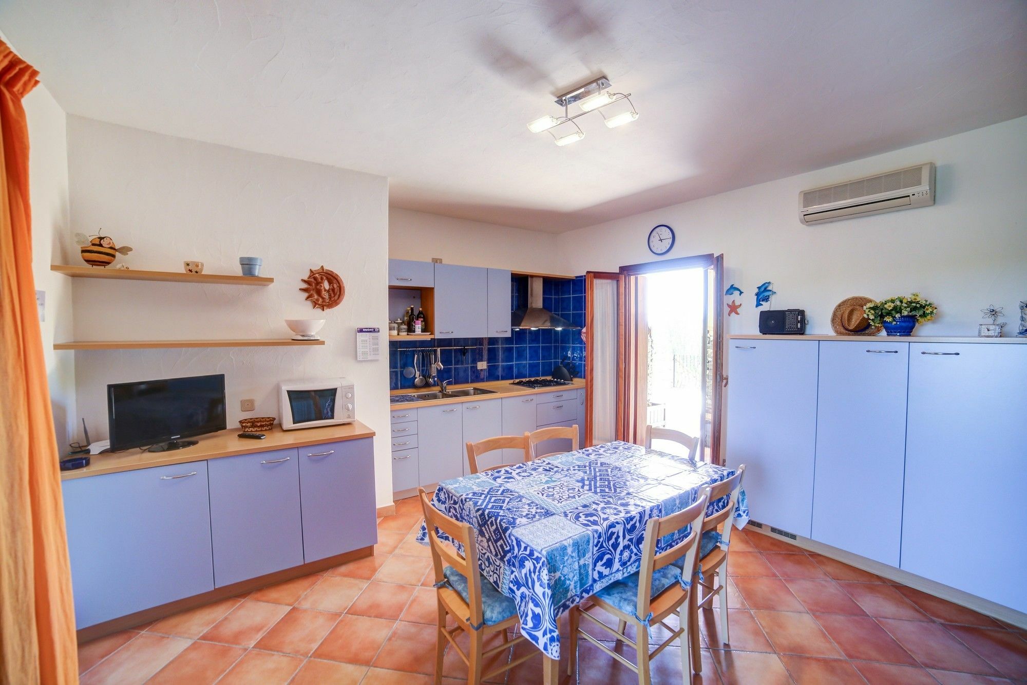 Delia Apartments San Teodoro  Eksteriør bilde