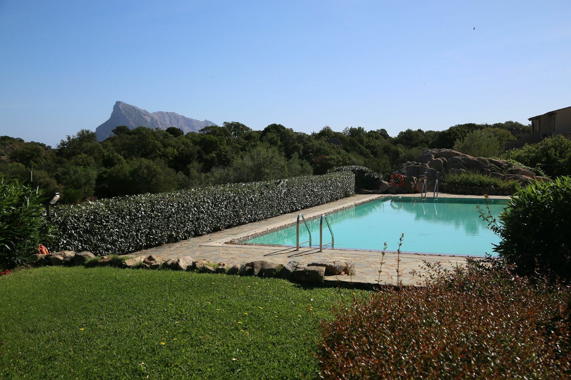 Delia Apartments San Teodoro  Eksteriør bilde